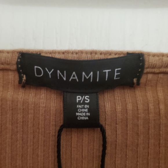 Dynamite Crop Top with Ring - Picture 6 of 7